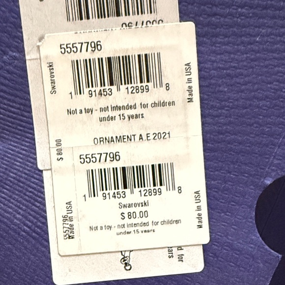 Swarovski Crystal Star Ornament with Blue Box - Picture 6 of 6